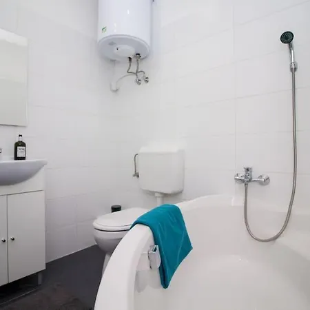 Cityscape Budget Apartments Thokoly Budapest Exterior photo